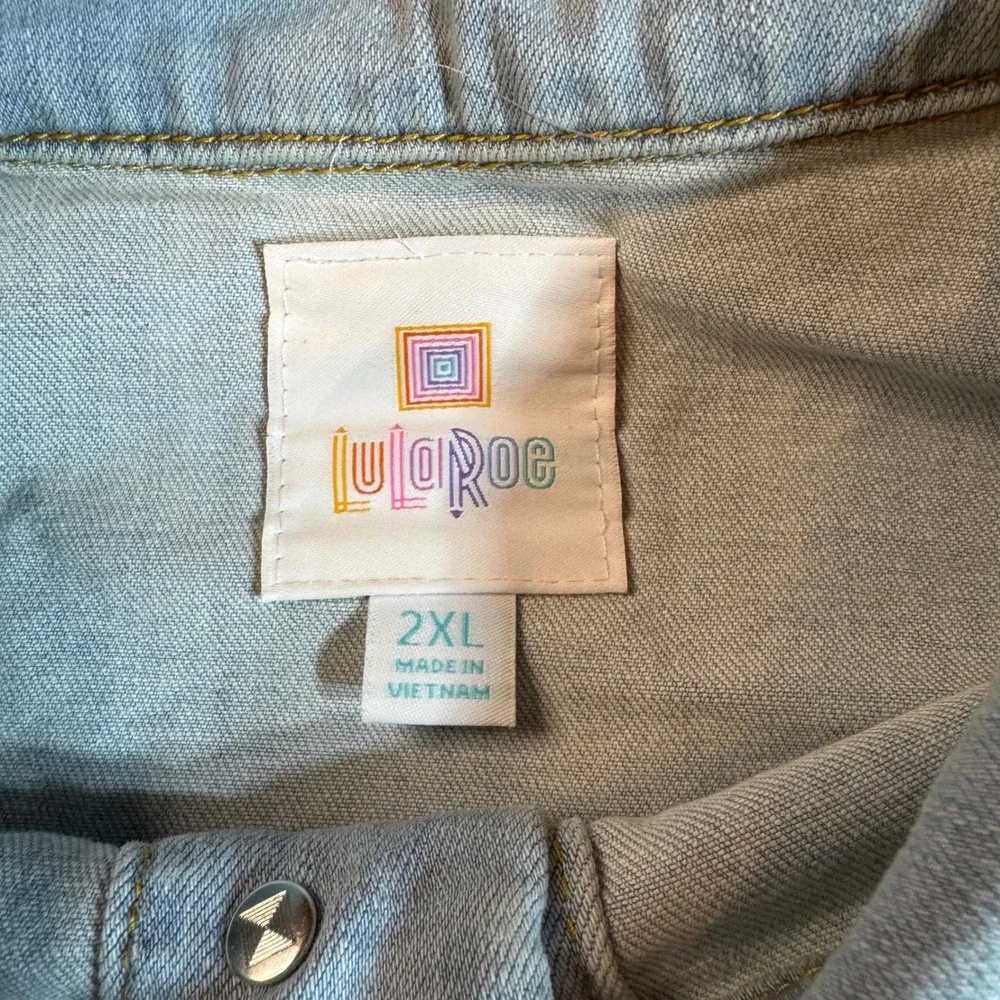 LuLaRoe Jaxson Denim Jacket Aztec Embroidery Blue Women's 2XL Boho Trucker‎ Y2K